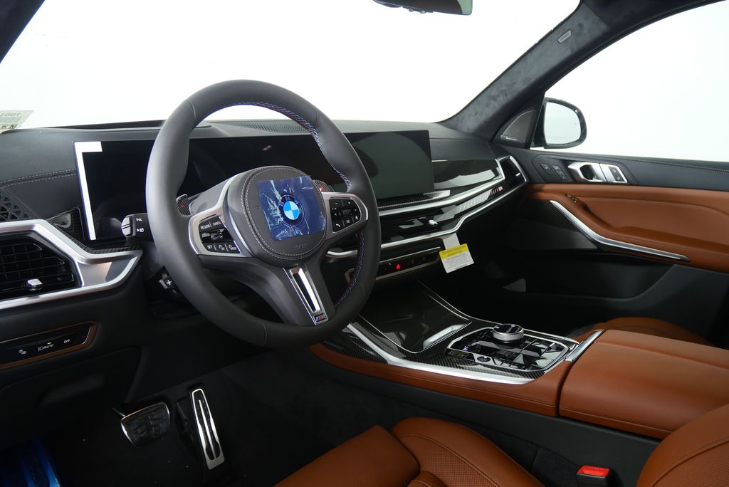 Thumbnail: 2026 BMW X7 - 13