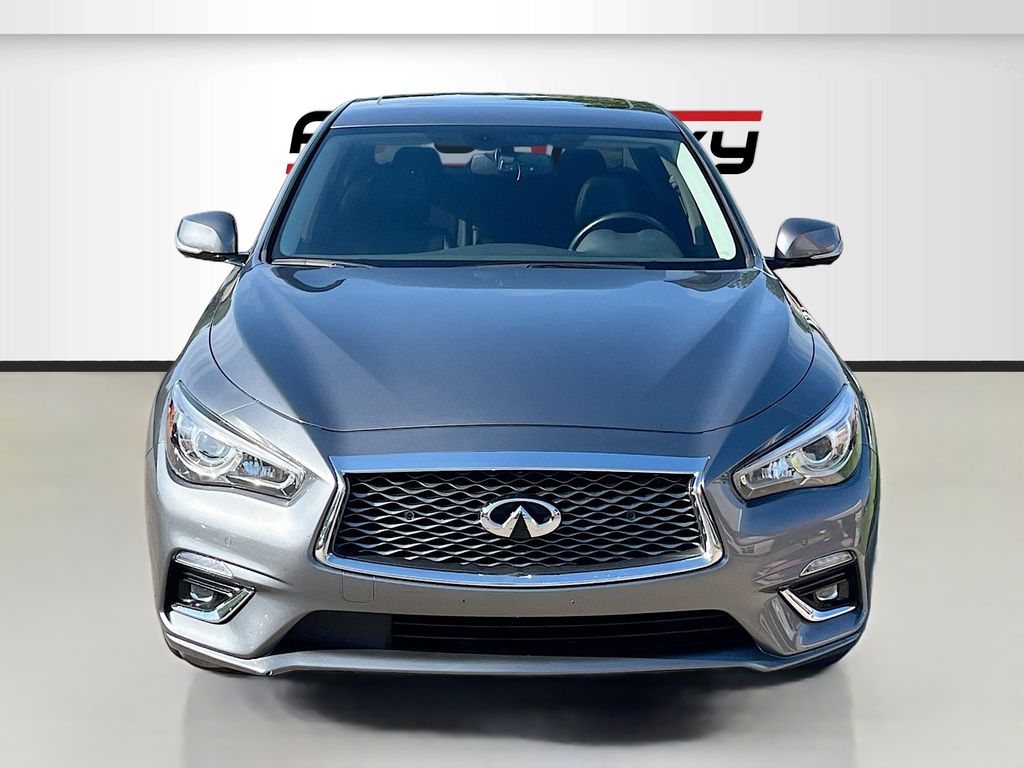 Used 2022 Gray INFINITI LUXE image 2