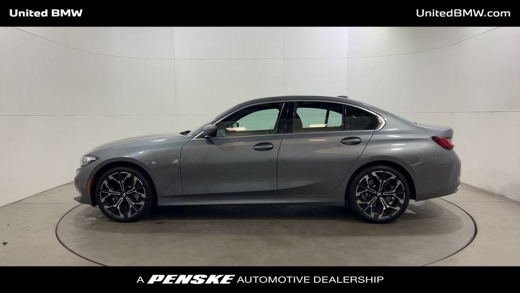 Thumbnail: 2025 BMW 3 Series - 5