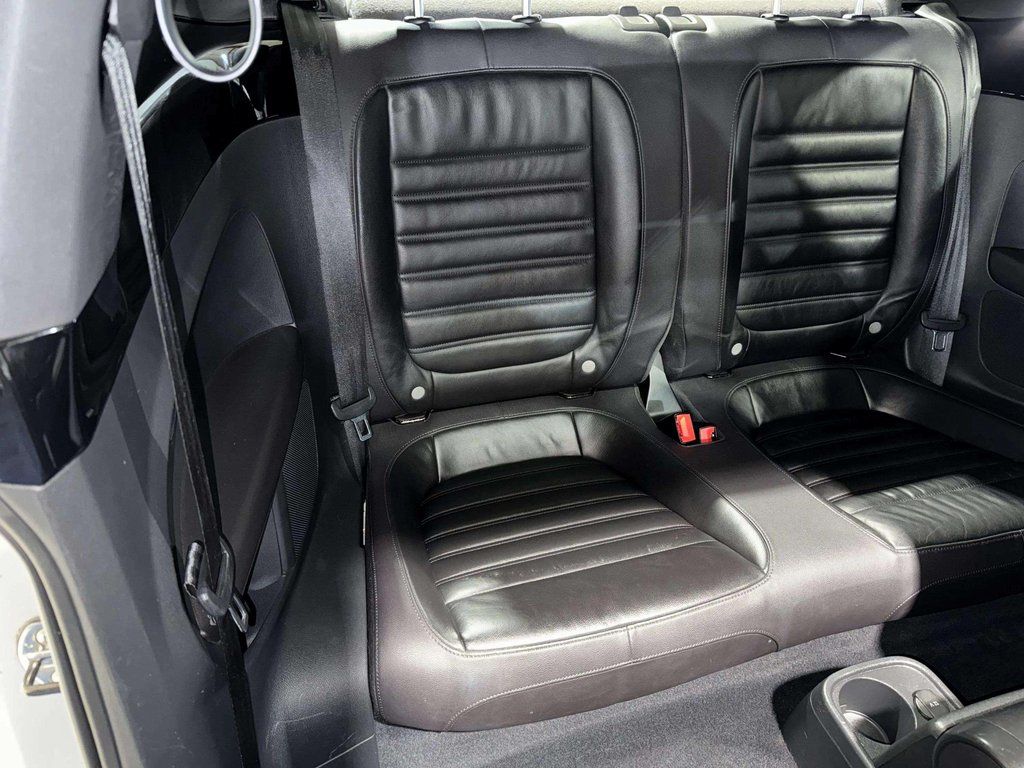 Used 2012 Reflex Silver Metallic Volkswagen 2.0 TSi image 23