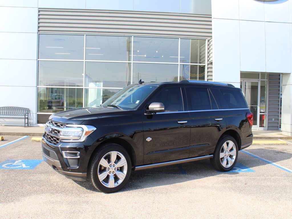 Black Metallic 2024 Ford Expedition SUV / Crossover Four-Wheel Drive Automatic
