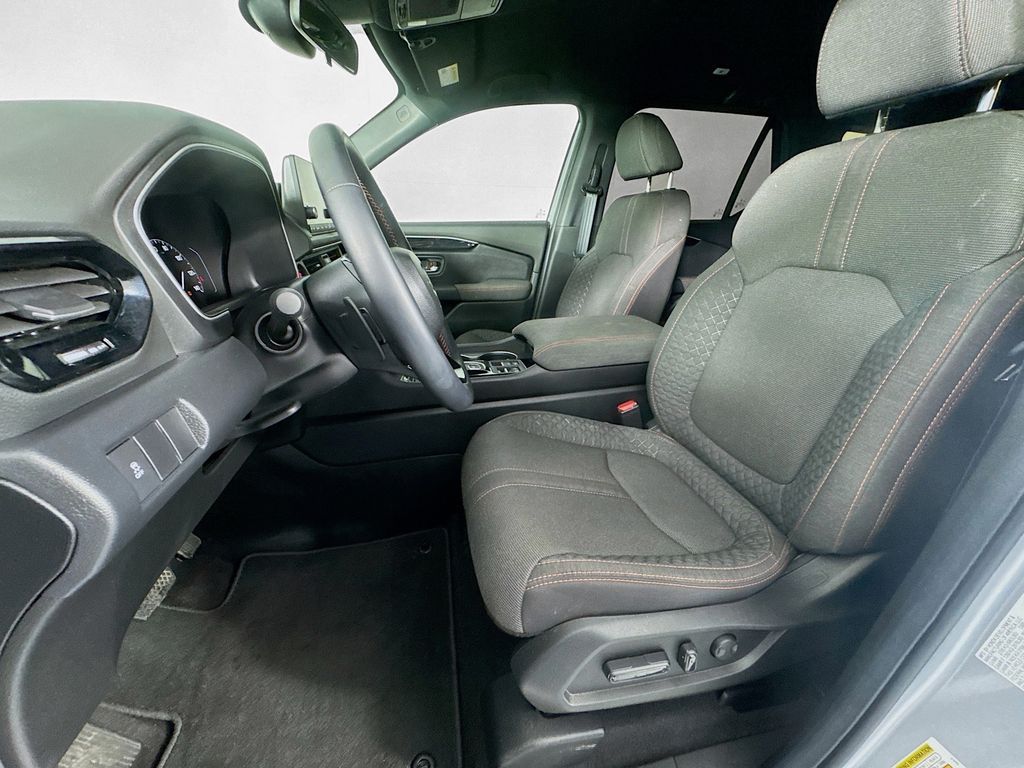 Used Car 2025 Honda Pilot  Sport For Sale Under $40,000 In Austin, Texas