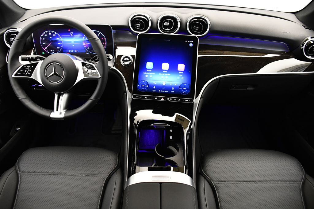 2025 Mercedes-Benz GLC 300 19