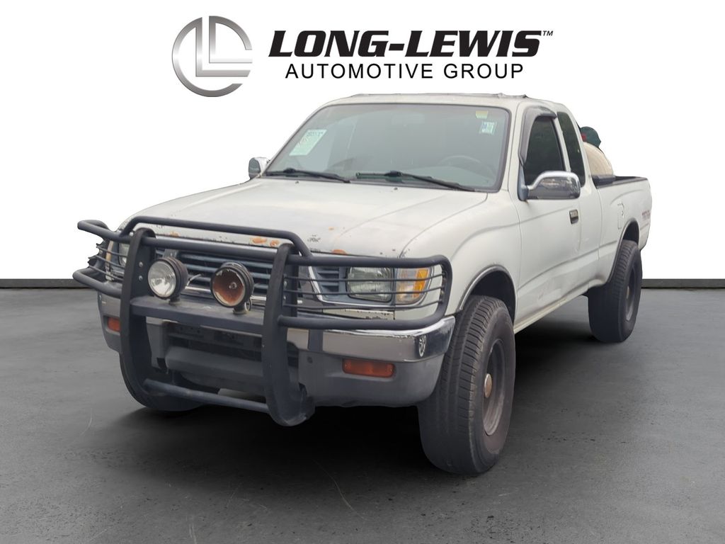 White 1996 Toyota Tacoma Pickup Truck  5-Speed Manual
