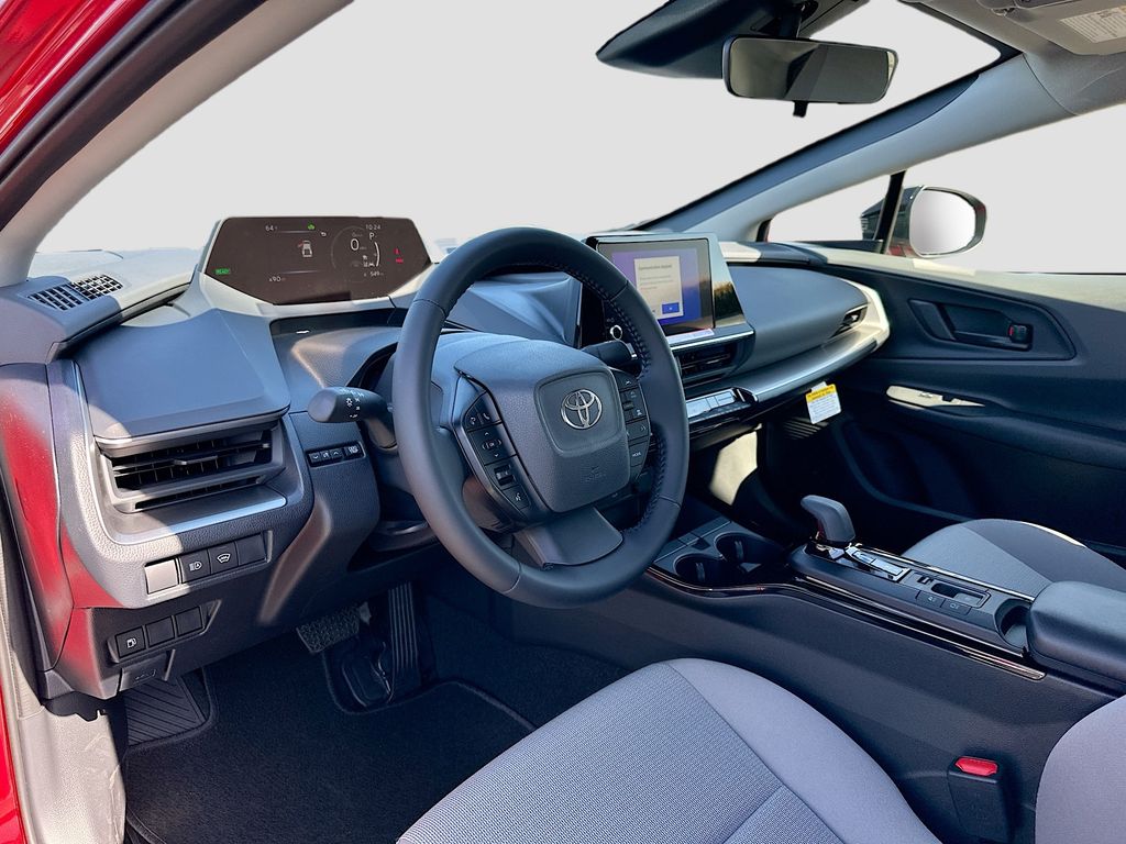 2025 Toyota Prius LE 9