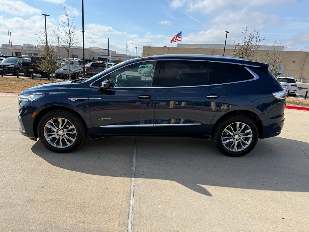 Thumbnail: 2022 Buick Enclave - 8