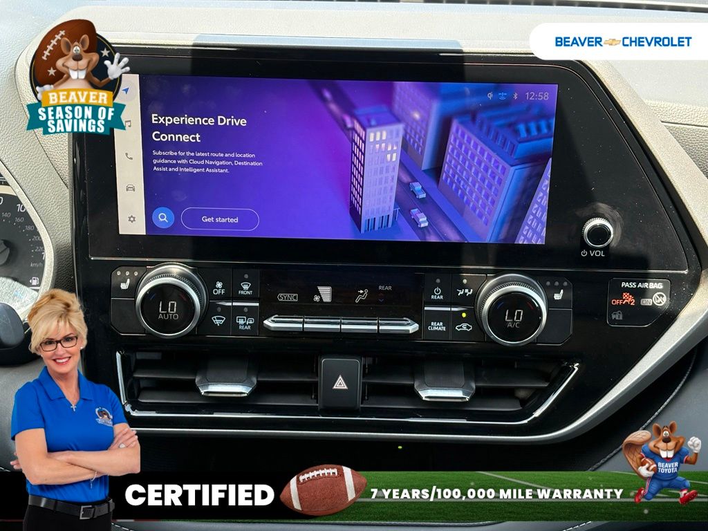 Used 2025 Toyota Highlander Hybrid SUV