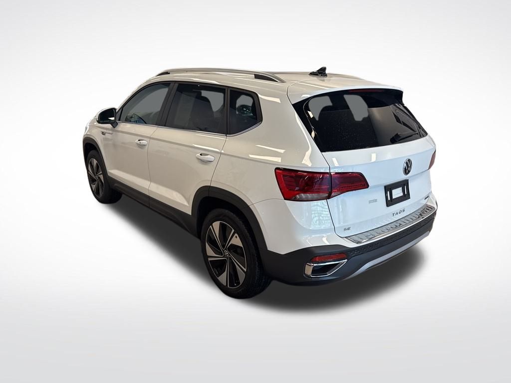 2023 Volkswagen Taos SE photo 11