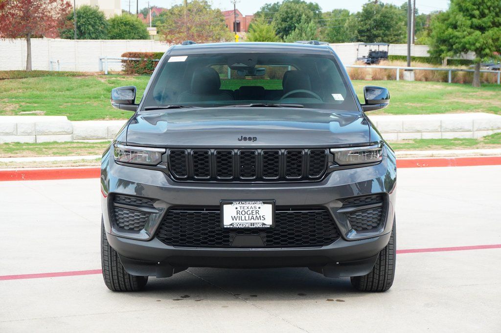 New Car 2025 Jeep Grand Cherokee  Altitude X For Sale Under $40,000 In Weatherford, Texas