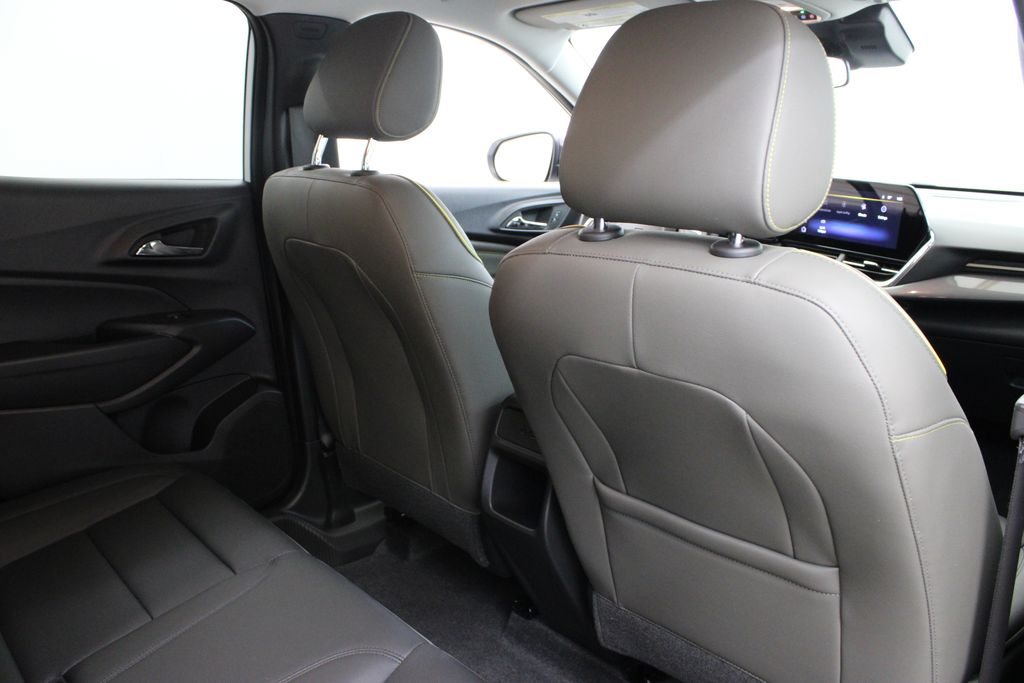 used 2025 Chevrolet Trax car, priced at $25,991
