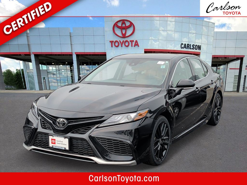 Midnight Black Metallic 2024 Toyota Camry Sedan Front-Wheel Drive 8-Speed Automatic