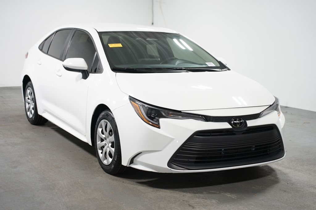 2023 Toyota Corolla LE 3