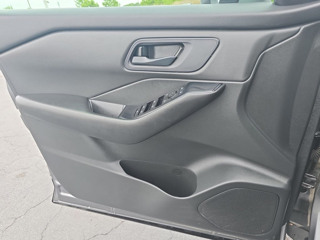 Used 2024 Nissan Rogue SUV