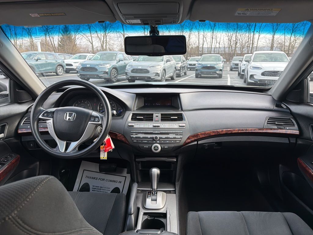 Thumbnail: 2012 Honda Crosstour - 12