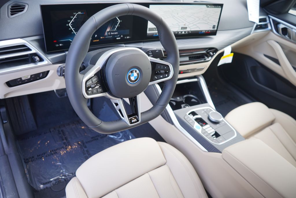 2025 BMW i4 eDrive40 12