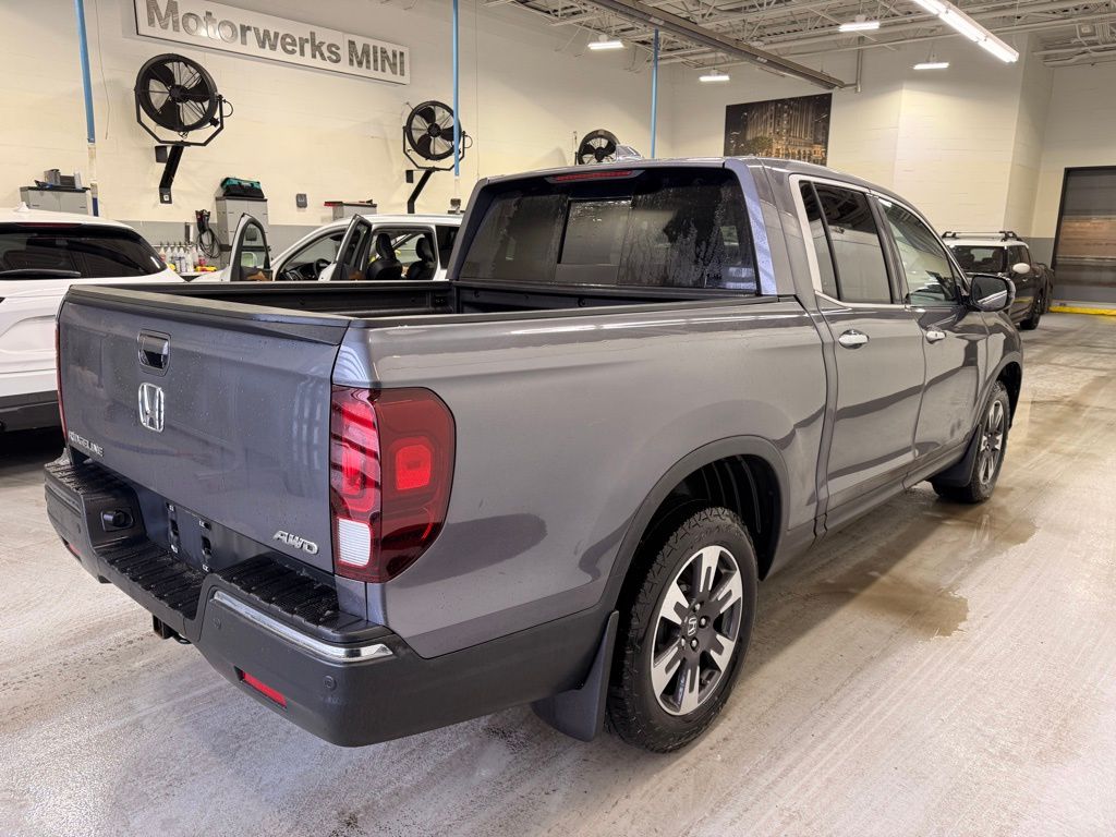 Thumbnail: 2019 Honda Ridgeline - 6