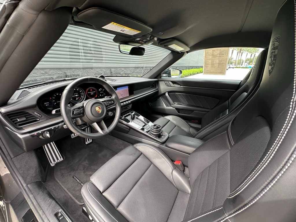 Thumbnail: 2024 Porsche 911 - 4