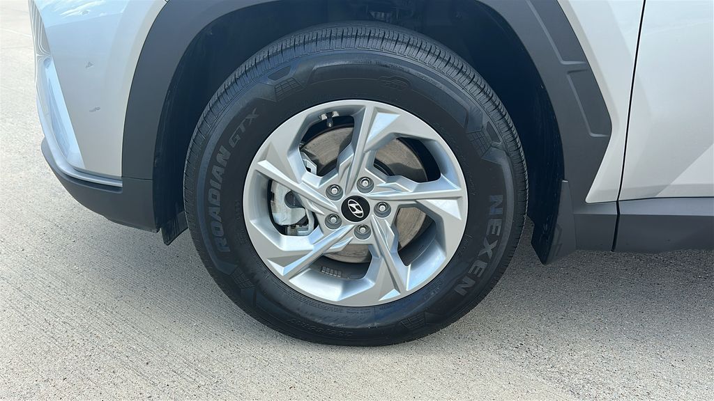 2024 Hyundai Tucson SEL Silver at Big Star Buick GMC