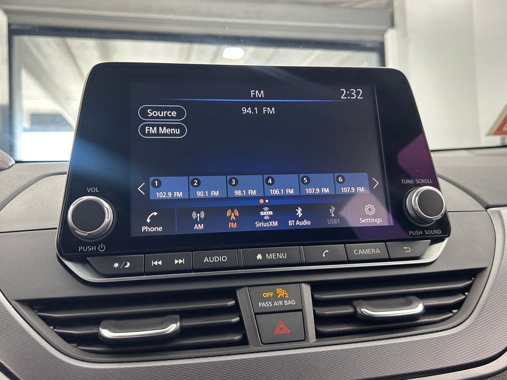 Used 2024 Scarlet Ember Nissan 2.5 SR image 16