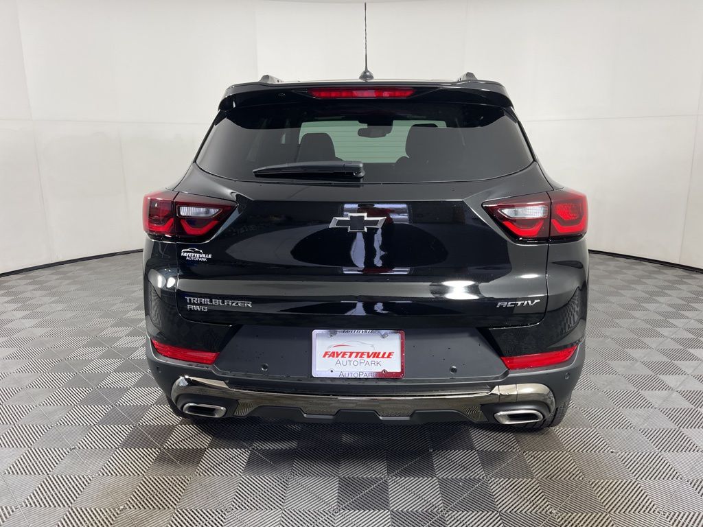 Thumbnail: 2026 Chevrolet TrailBlazer - 11