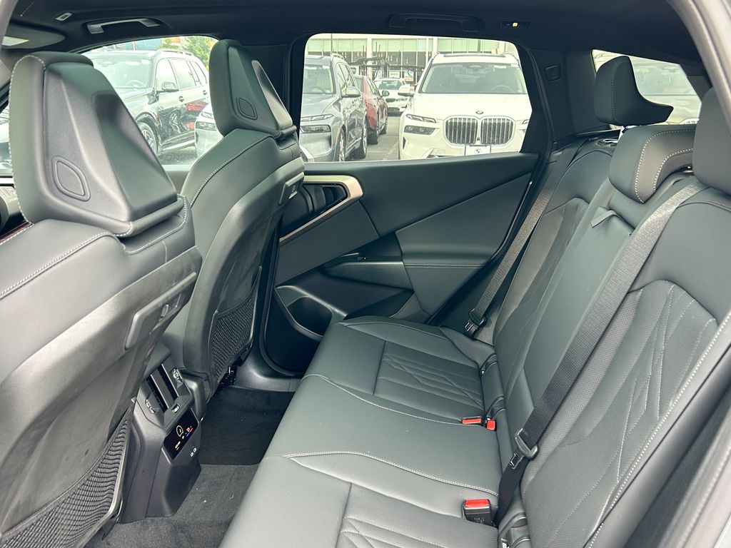 2025 BMW X3 3.0i 31