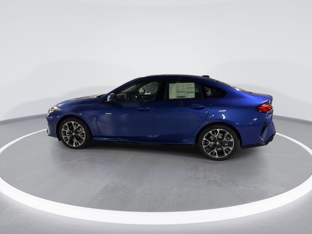 Thumbnail: 2026 BMW 2 Series - 5