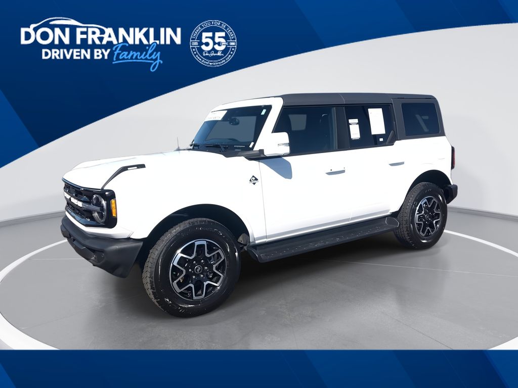 2025 Ford Bronco Outer Banks 4-Door 4WD