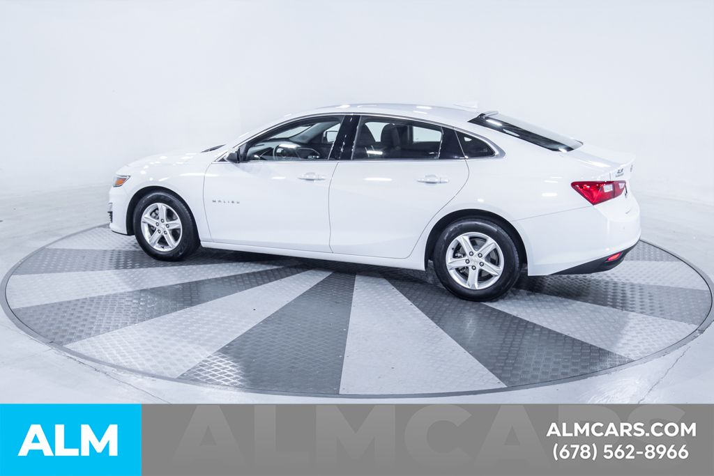 Used 2024 White Chevrolet LT image 5