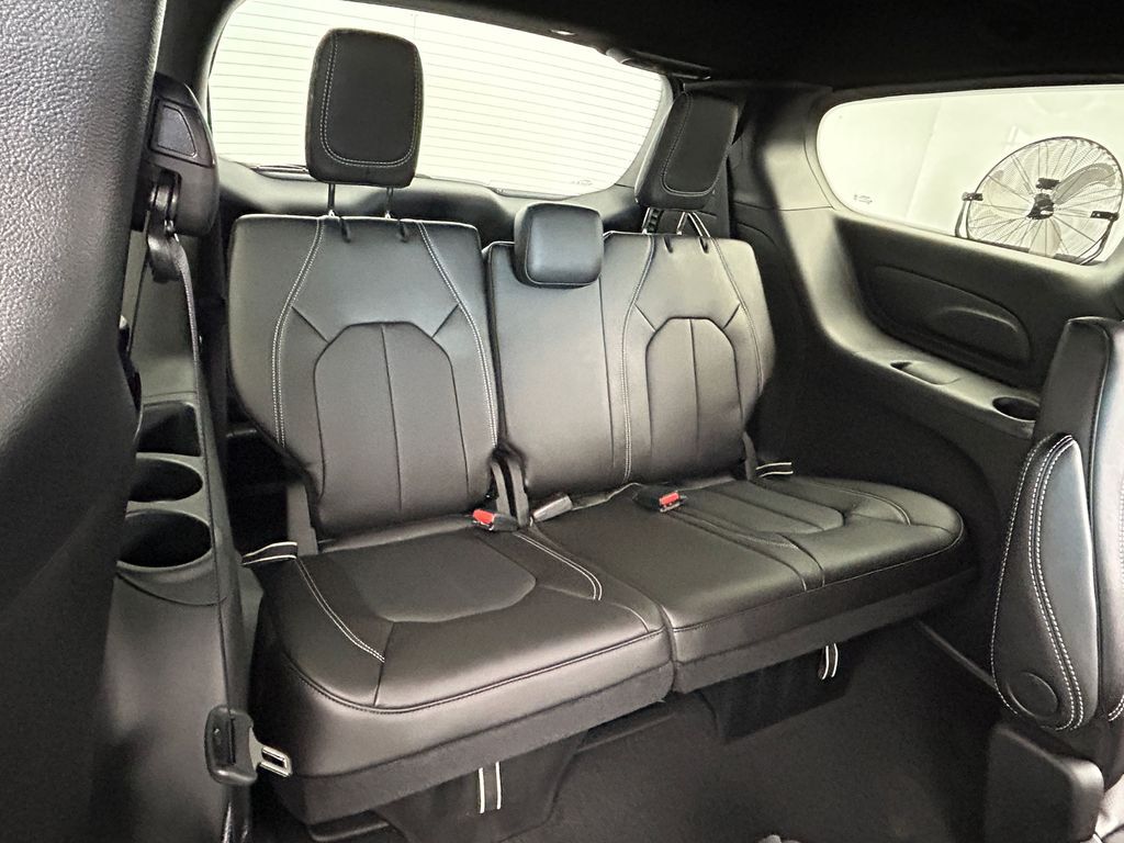 New 2026 Bright White Clearcoat Chrysler LX image 35