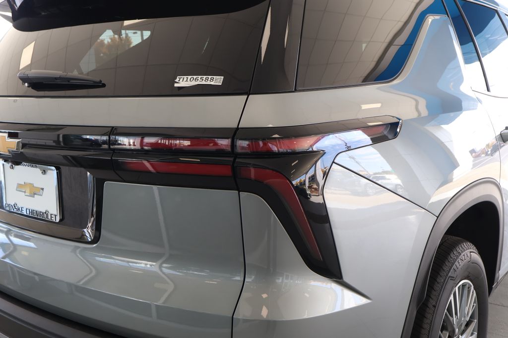 Thumbnail: 2026 Chevrolet Traverse - 7