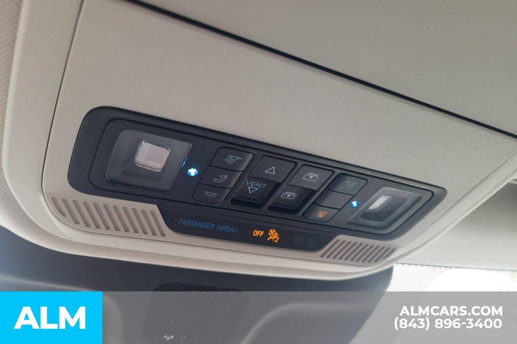 Used 2025 White Ford Platinum image 35
