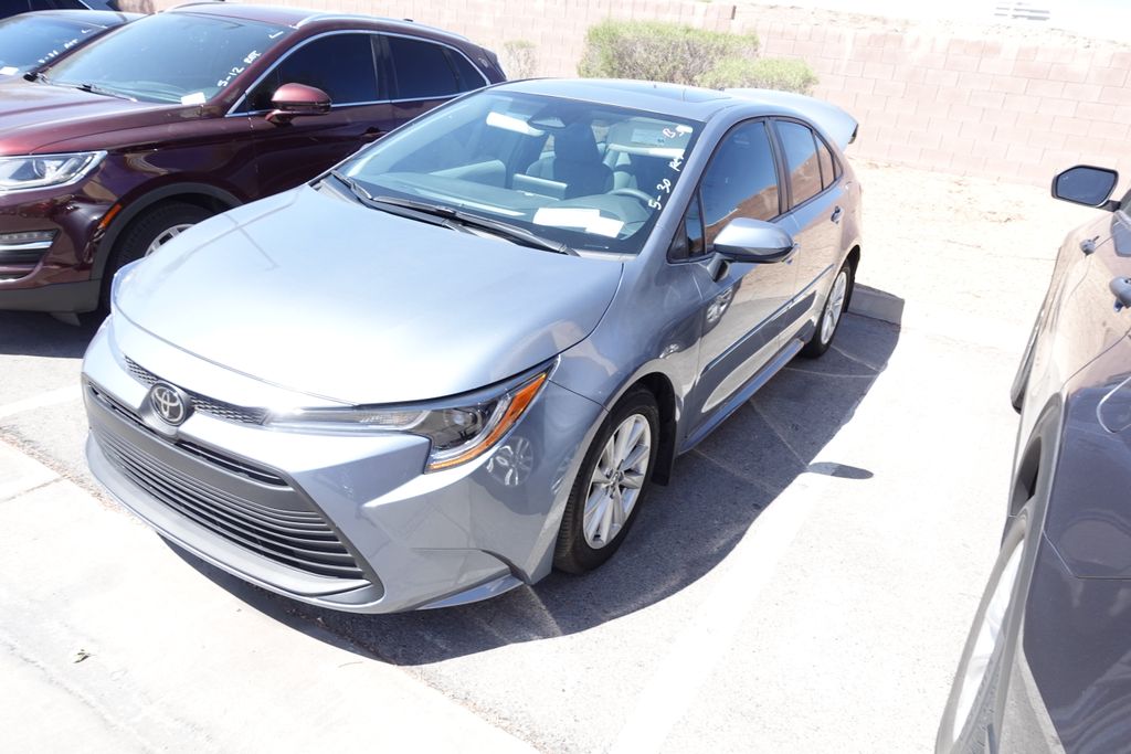 2024 Toyota Corolla LE CVT's photo