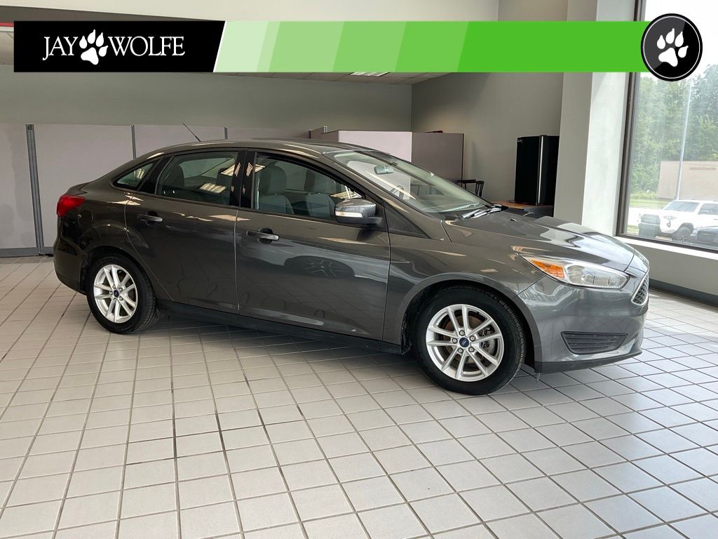 Gray (Magnetic) 2015 Ford Focus Sedan Front-Wheel Drive 6-Speed Automatic