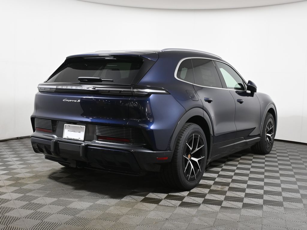 Thumbnail: 2026 Porsche Cayenne - 7