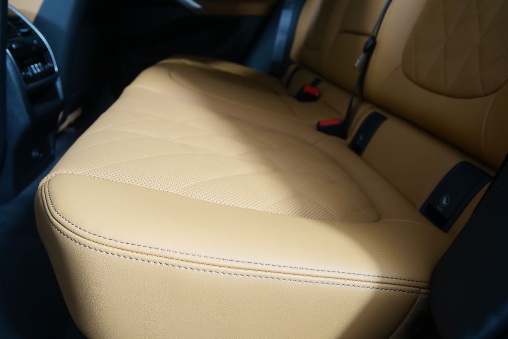 Thumbnail: 2026 BMW X6 - 16