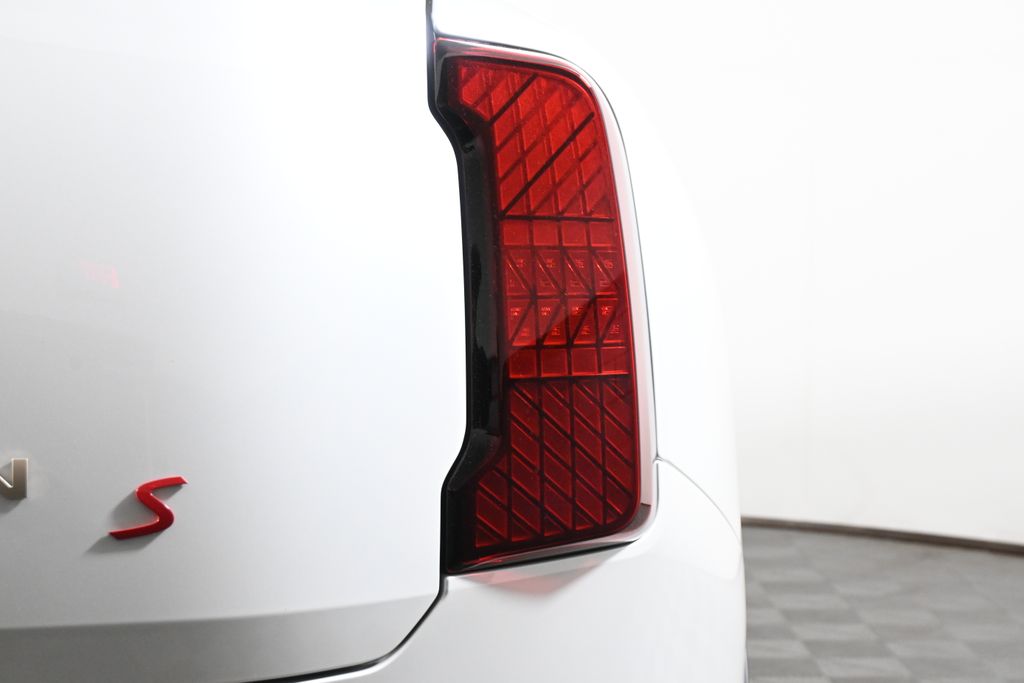 Thumbnail: 2027 MINI Cooper Countryman - 13