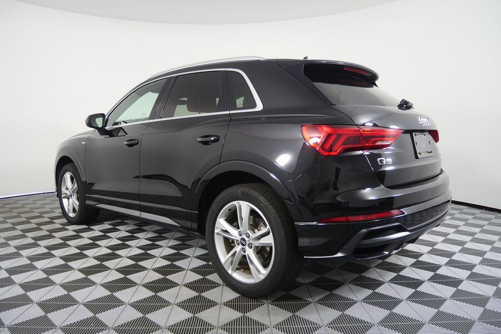 Thumbnail: 2022 Audi Q3 - 5