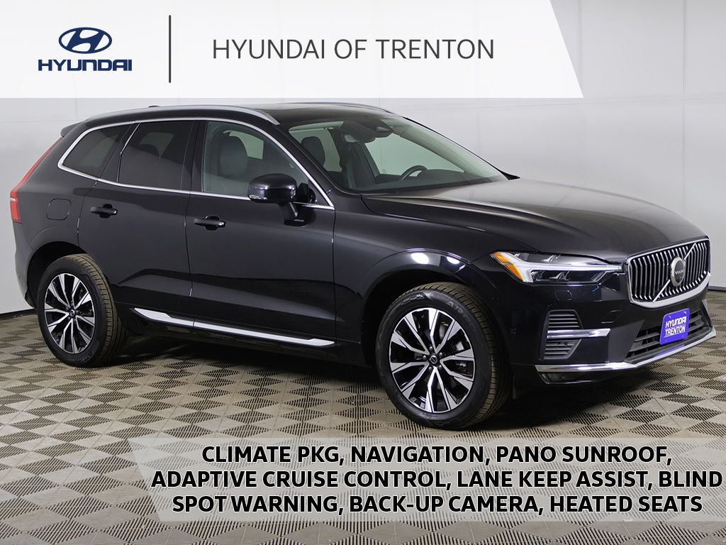  2023 Volvo XC60 B5 Plus Bright Theme AWD   