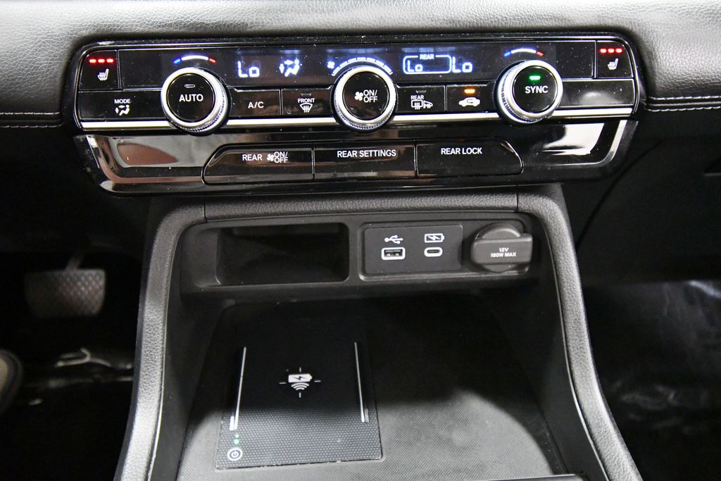 Used 2025 Honda Pilot SUV