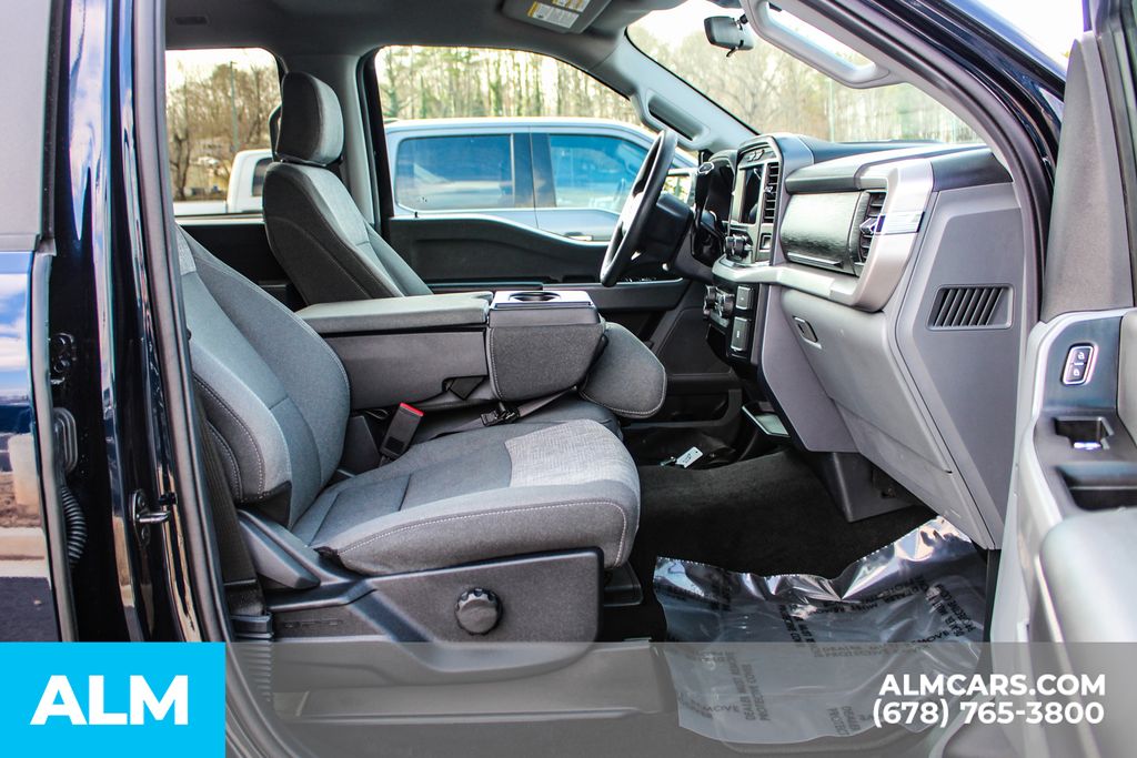 2023 Ford F-150 XLT photo 19
