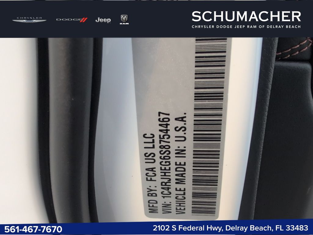 new 2025 Jeep Grand Cherokee car, priced at $71,575