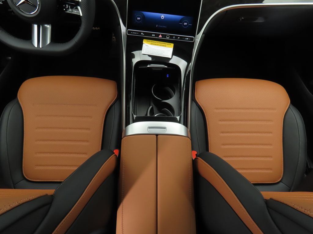 Thumbnail: 2026 Mercedes-Benz GLC - 17