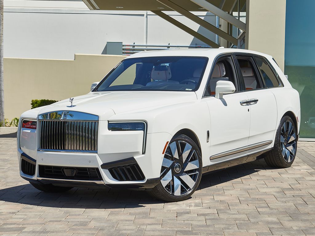 White 2025 Rolls-Royce Cullinan AWD SUV / Crossover All-Wheel Drive 8-Speed Automatic
