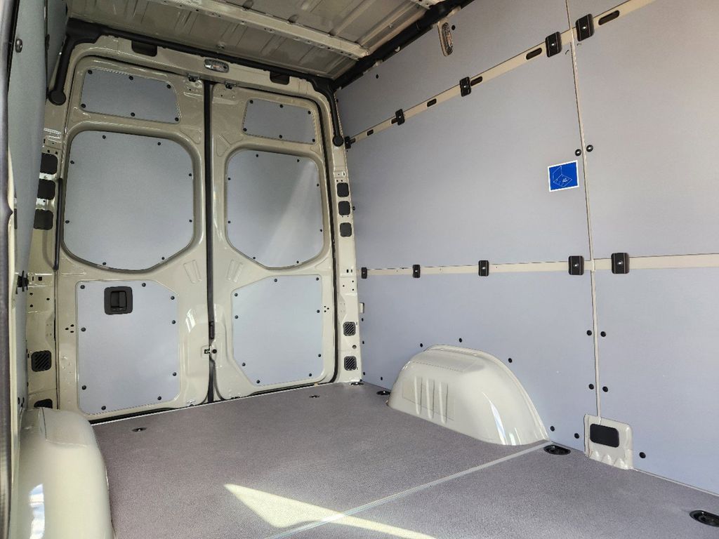 2025 Mercedes-Benz Sprinter 2500 Cargo 144 WB 22