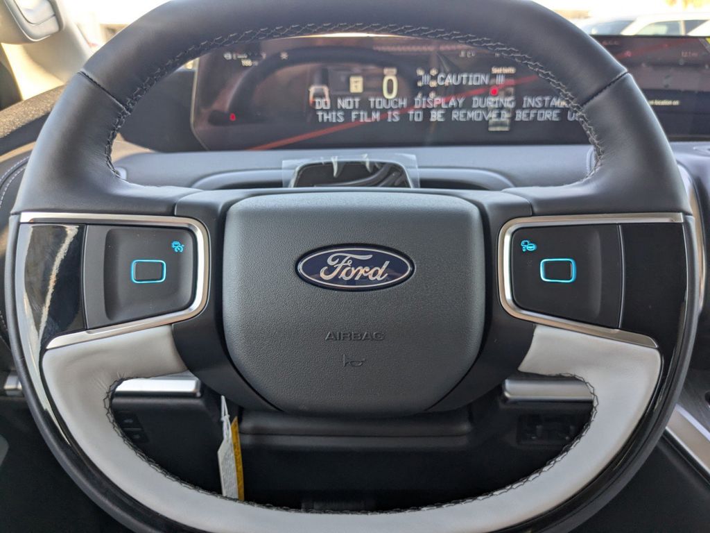 2025 Ford Expedition Platinum MAX
