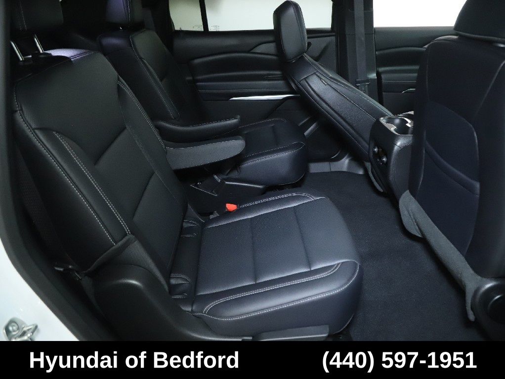Used 2026 Chevrolet Traverse LT For Sale in Bedford, OH