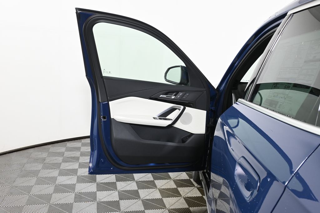 Thumbnail: 2026 BMW X1 - 24