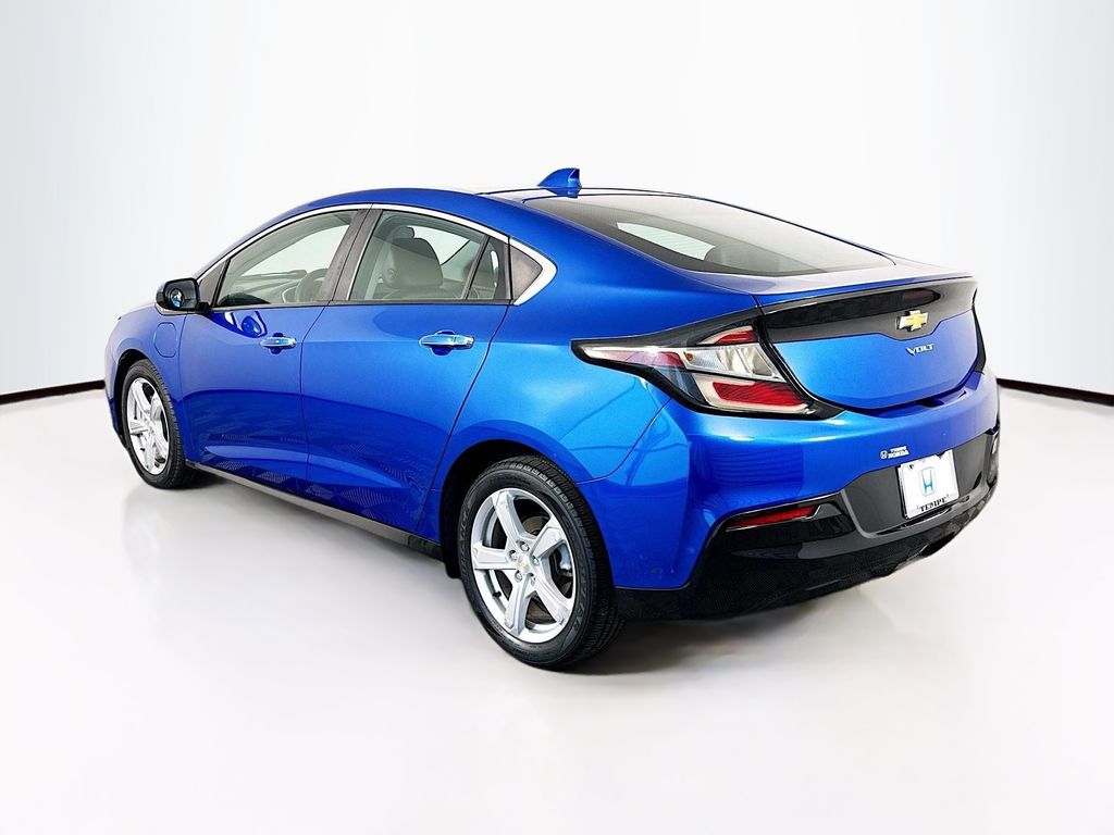 Thumbnail: 2016 Chevrolet Volt - 7