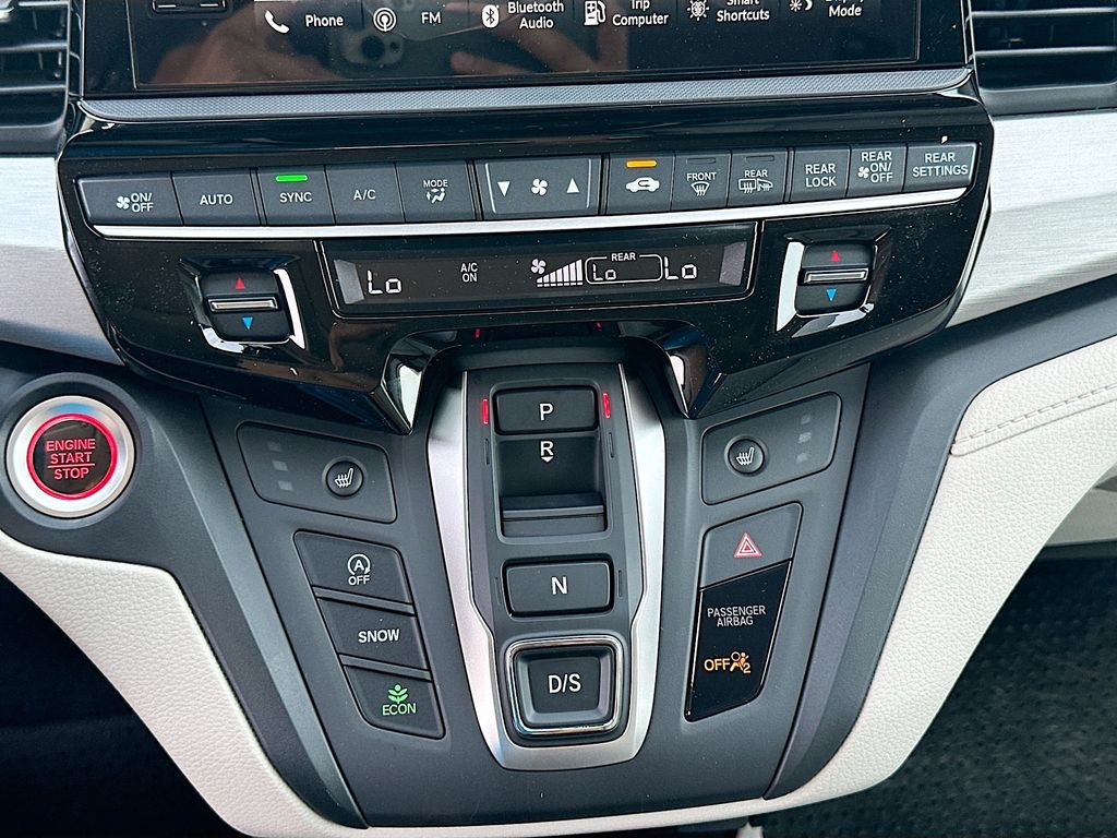 2025 Honda Odyssey EX-L 13