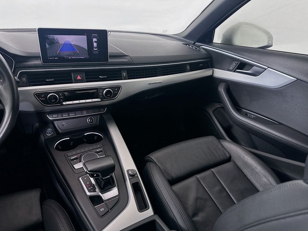 Thumbnail: 2019 Audi A4 - 24